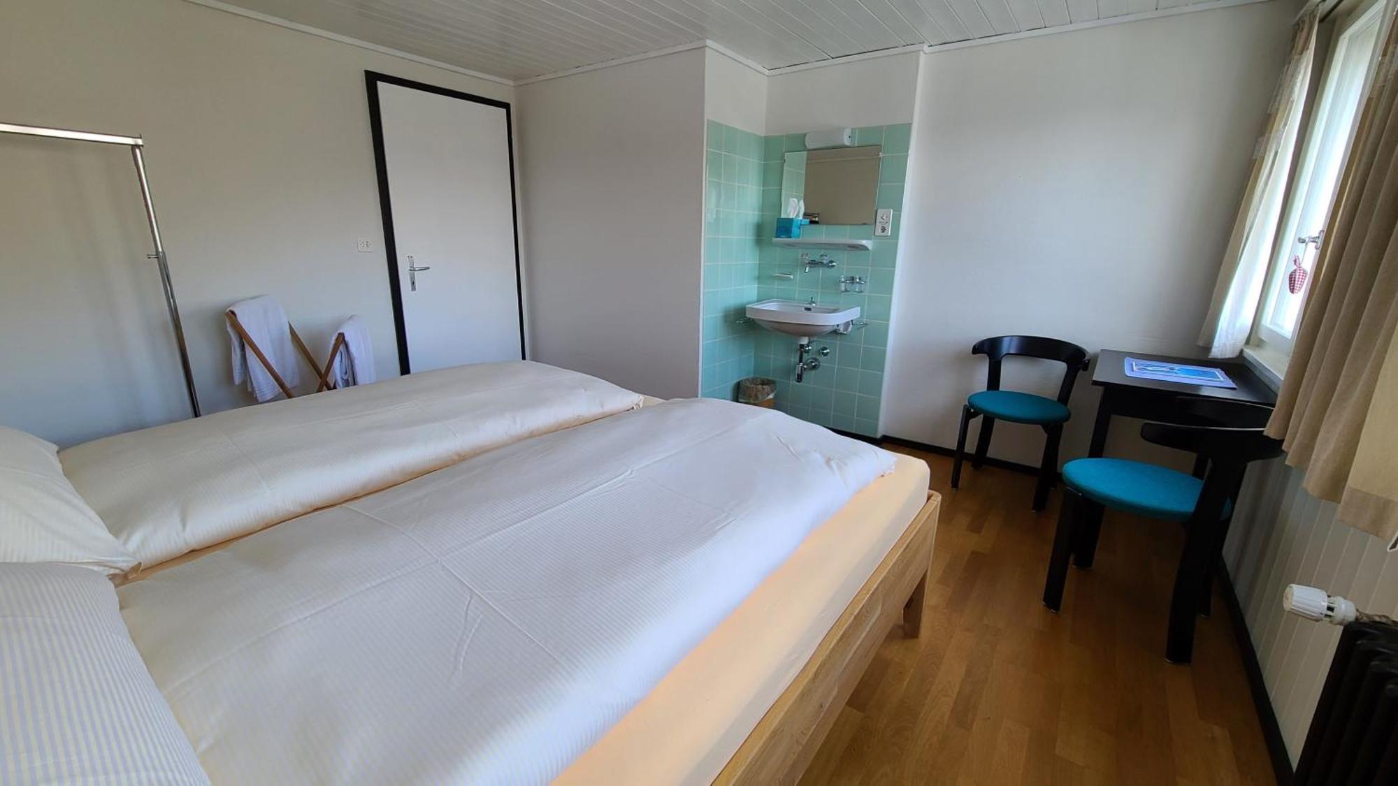 Hotel Cafe Seeblick Filzbach Bagian luar foto